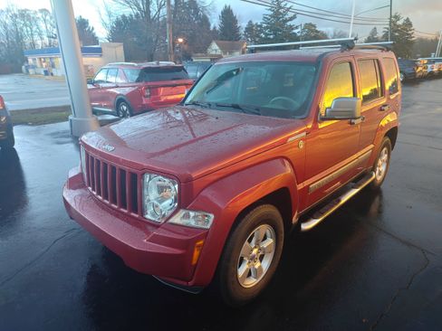Used 2012 Jeep Liberty Sport w/ Popular Equipment Group image 2