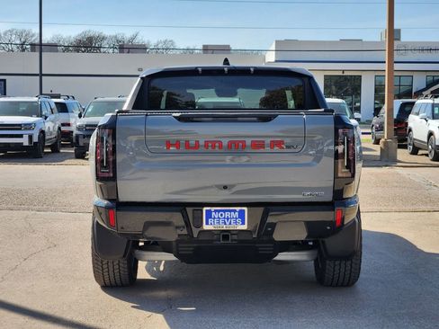 Used 2025 GMC Hummer EV 3X w/ LPO, Sport Package image 6