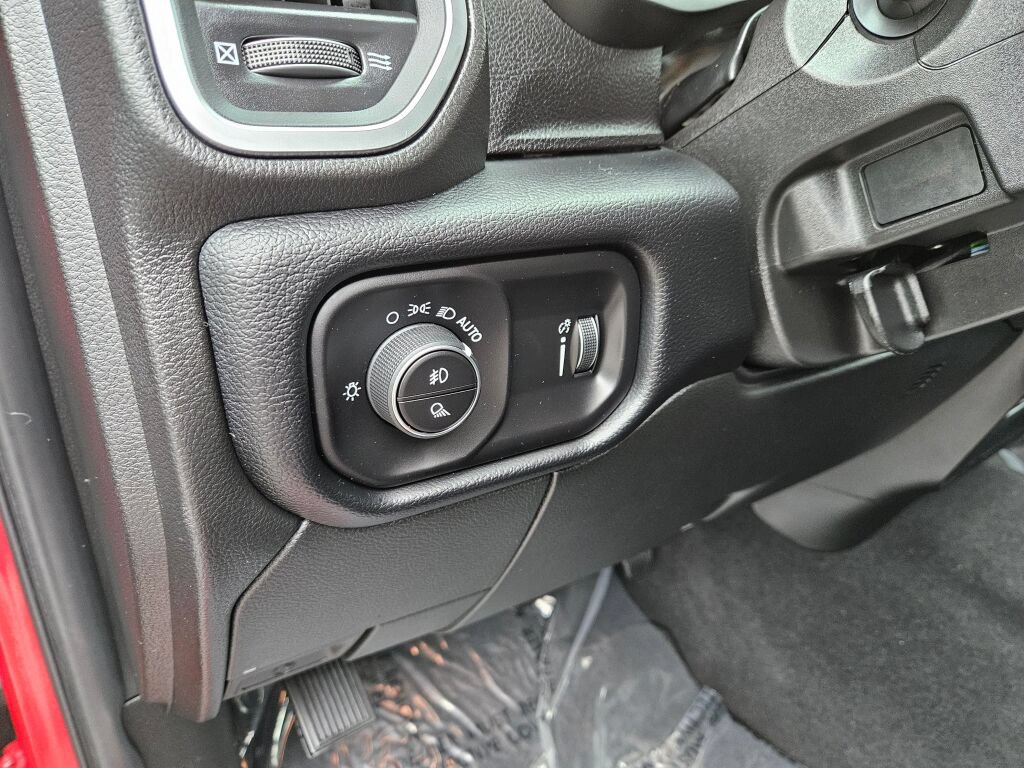 Used 2026 RAM 2500 Big Horn AWD/4WD image 21
