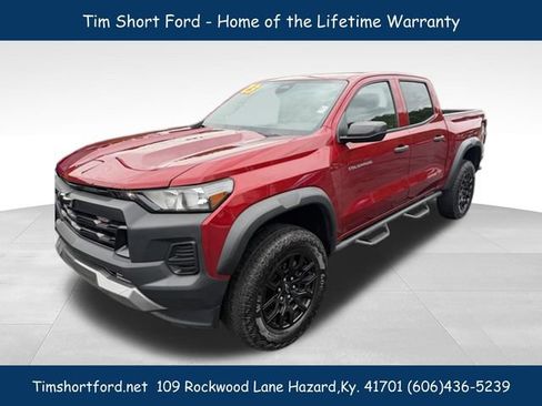 Used 2023 Chevrolet Colorado Trail Boss w/ Advanced Trailering Package AWD/4WD image 2