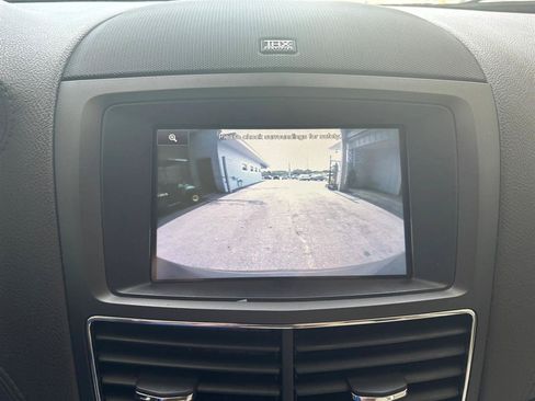 Used 2015 Lincoln MKT AWD w/ Equipment Group 201A image 19