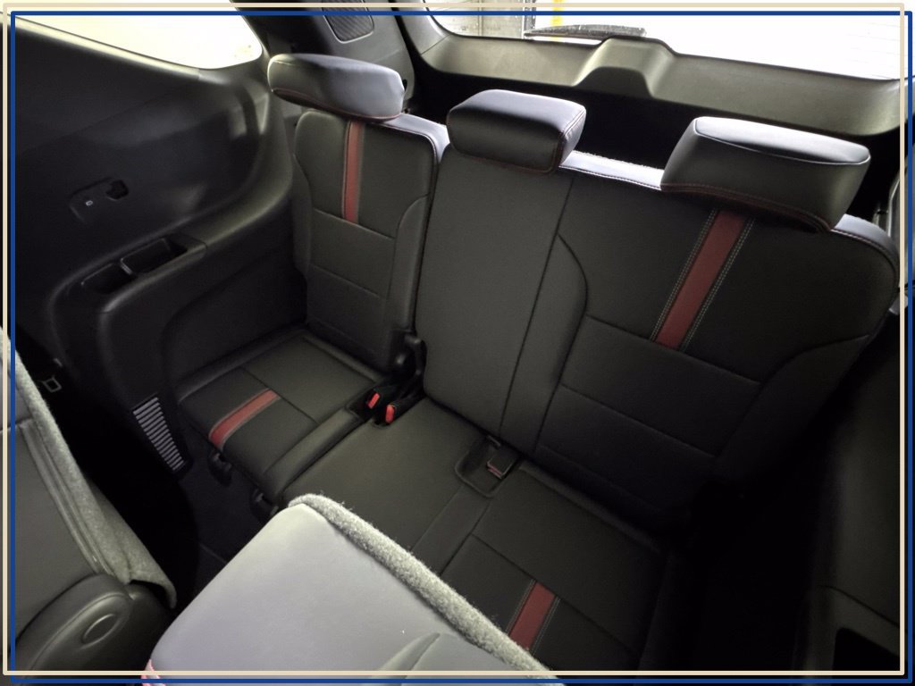 New 2027 Chevrolet Traverse RS AWD/4WD image 30
