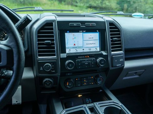 Used 2016 Ford F150 XLT w/ Equipment Group 302A Luxury AWD/4WD image 26