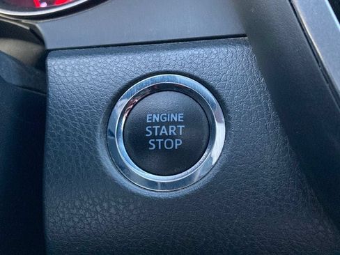Used 2022 Toyota Camry XSE FWD image 19