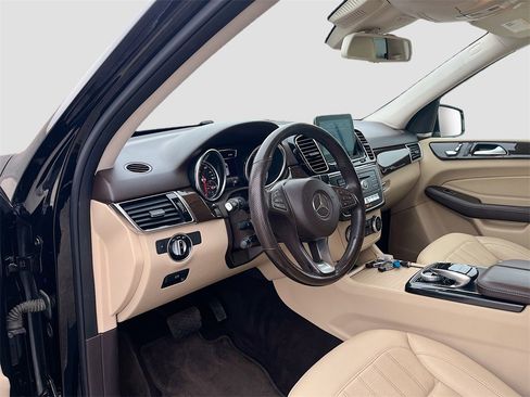 Used 2017 Mercedes-Benz GLE 350 4MATIC image 9