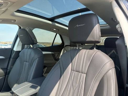 New 2026 Buick Envision Avenir image 16