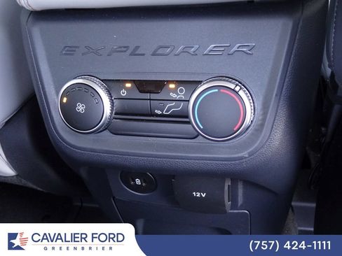 Used 2026 Ford Explorer Active w/ Active Comfort Package AWD/4WD image 11