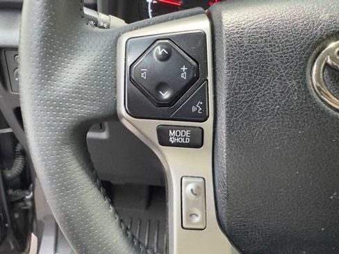 Used 2021 Toyota 4Runner SR5 Premium w/ Moonroof Package RWD image 26