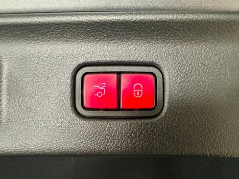 Certified 2023 Mercedes-Benz S 580 4MATIC Sedan image 36