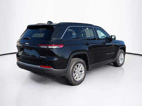 Used 2025 Jeep Grand Cherokee Laredo X w/ Luxury Tech Group I image 8