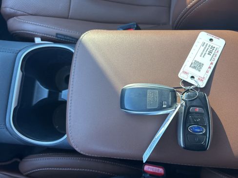 Used 2024 Subaru Outback Touring image 43