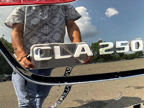 Certified 2024 Mercedes-Benz CLA 250 4MATIC image 32
