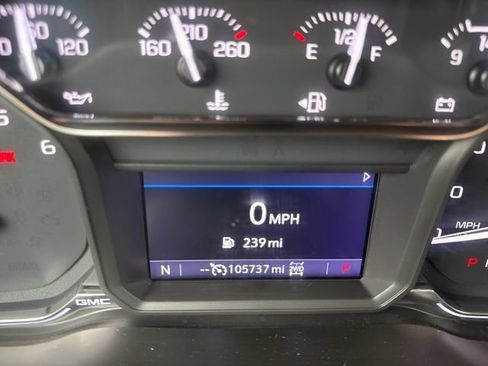 Used 2021 GMC Sierra 1500 SLE w/ X31 Off-Road Package image 17