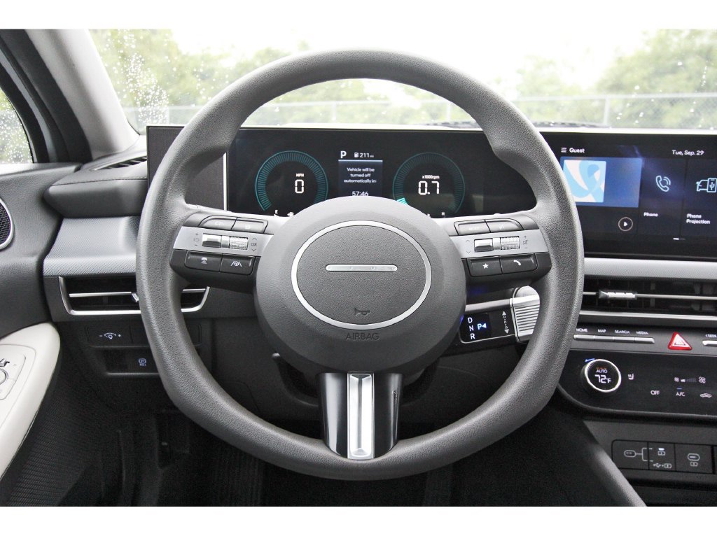 Certified 2025 Hyundai Sonata SEL FWD image 16
