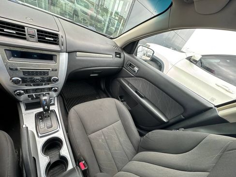 Used 2010 Mercury Milan FWD image 13
