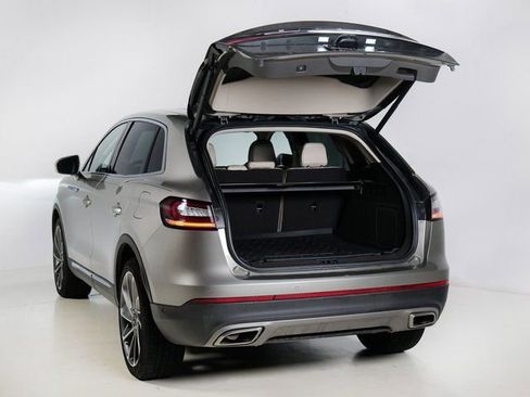 Used 2023 Lincoln Nautilus Reserve w/ Equipment Group 202A image 33