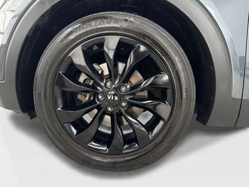 Used 2020 Kia Sorento EX AWD/4WD image 54