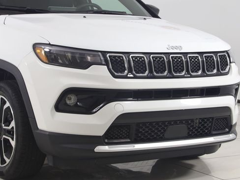 Used 2023 Jeep Compass Limited AWD/4WD image 44