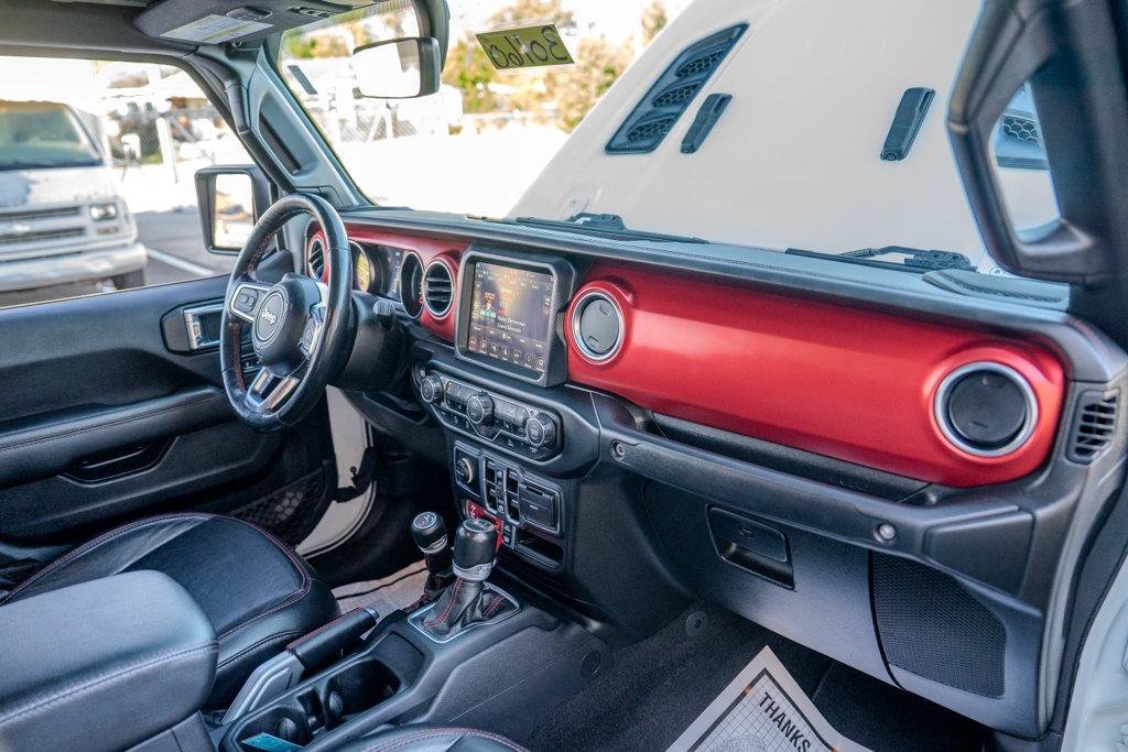 Used 2021 Jeep Gladiator Rubicon AWD/4WD image 25