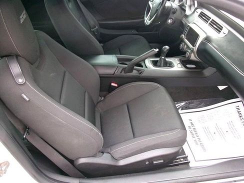 Used 2015 Chevrolet Camaro SS RWD image 20