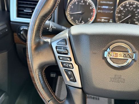 Used 2018 Nissan Titan Platinum Reserve image 14