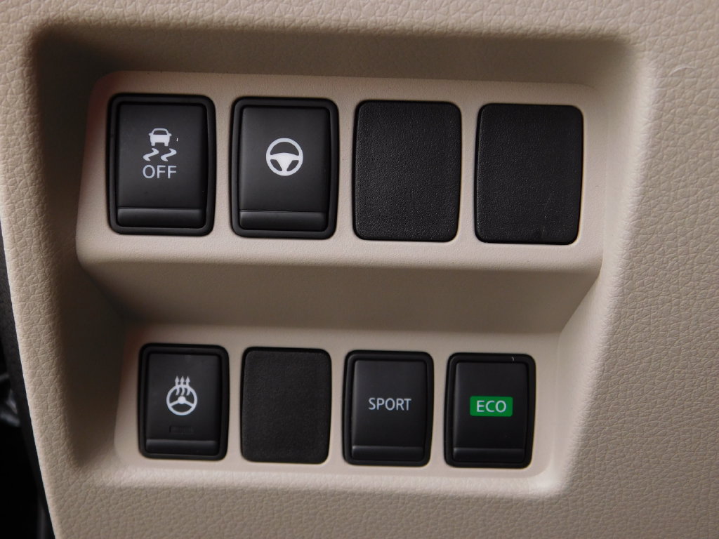 Used 2021 Nissan Rogue Sport SL FWD image 31
