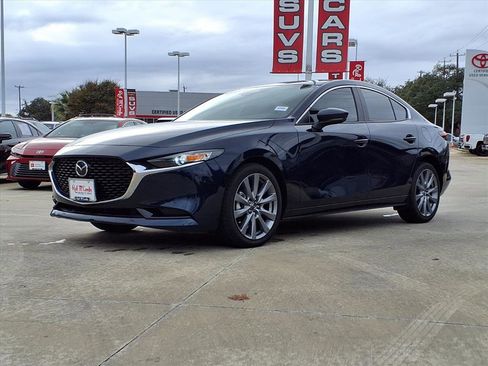 Used 2025 MAZDA MAZDA3 s image 1