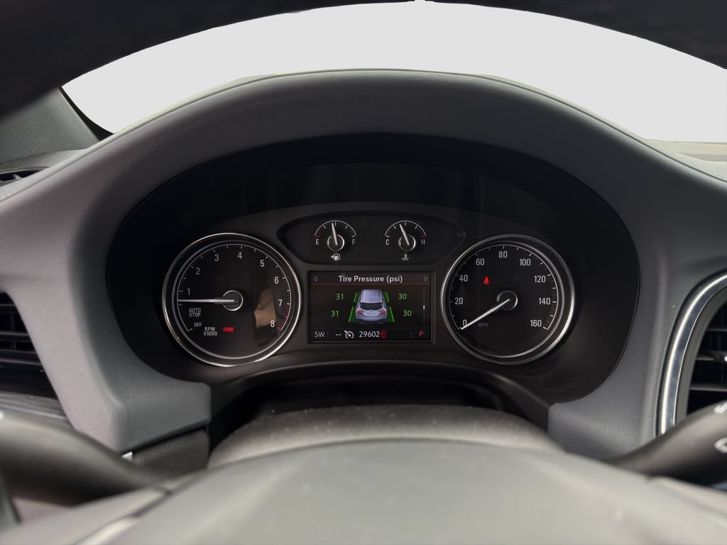 Used 2023 Buick Enclave Essence w/ Sport Touring Edition FWD image 11