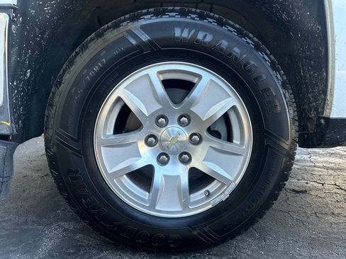 Used 2019 Chevrolet Silverado 1500 LT RWD image 27