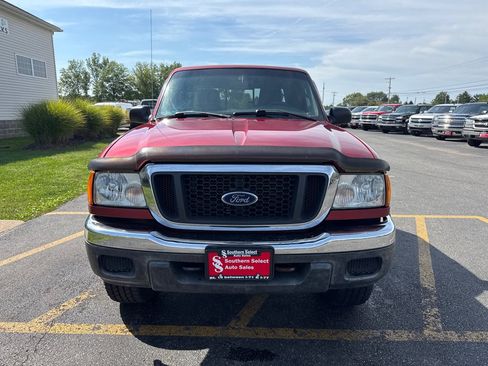 Used 2004 Ford Ranger XLT AWD/4WD image 3