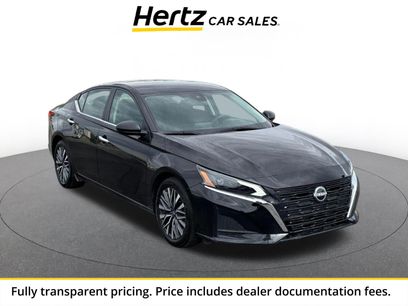 Used 2025 Nissan Altima 2.5 SV