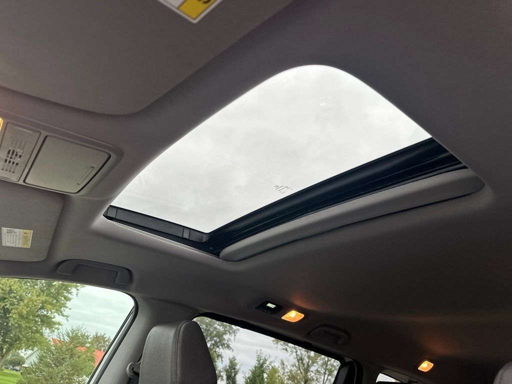 Used 2019 Honda Odyssey EX-L image 4