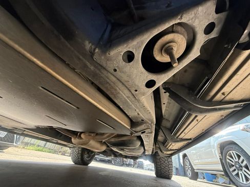 Used 2013 Toyota Sequoia SR5 w/ Premium Pkg RWD image 34