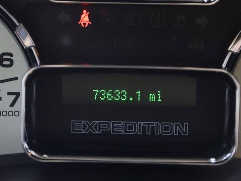 Used 2014 Ford Expedition EL XLT w/ Equipment Group 202A image 31