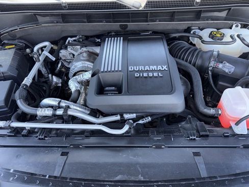 Used 2023 Cadillac Escalade Sport AWD/4WD image 25
