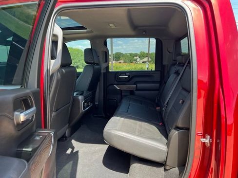 Used 2021 GMC Sierra 2500 Denali w/ Denali Ultimate Package AWD/4WD image 12