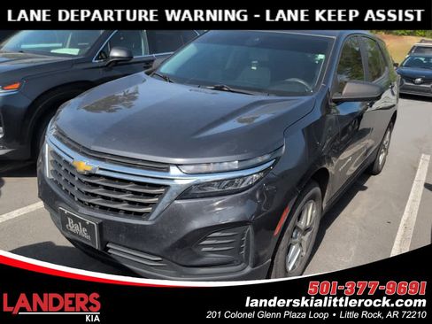 Used 2022 Chevrolet Equinox LS image 1