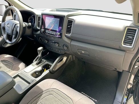 Used 2022 Nissan Frontier SV AWD/4WD image 28