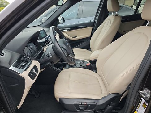 Used 2019 BMW X1 sDrive28i FWD image 8