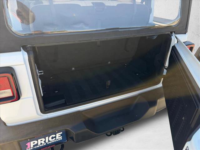 Used 2021 Jeep Wrangler Sport AWD/4WD image 6