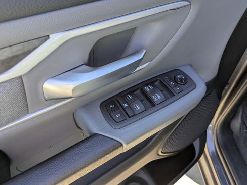 Used 2021 RAM 1500 Big Horn image 11