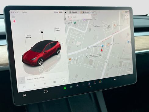 Used 2023 Tesla Model Y Long Range AWD/4WD image 13