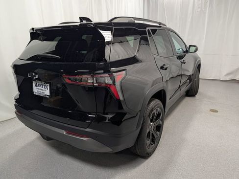 New 2026 Chevrolet Equinox LT w/ Convenience Package II image 3