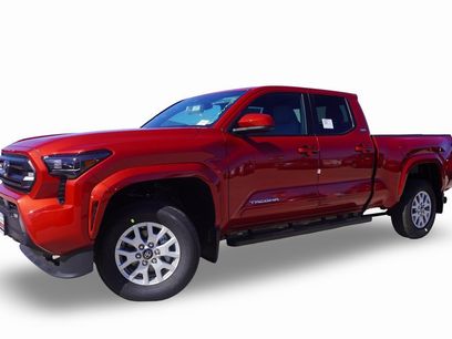 New 2025 Toyota Tacoma SR5