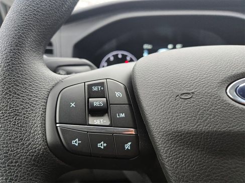 Used 2025 Ford Transit 250 148 Medium Roof image 18