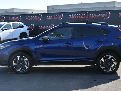Used 2024 Subaru Crosstrek 2.5i Limited w/ Crosstrek Mirror Package image 4