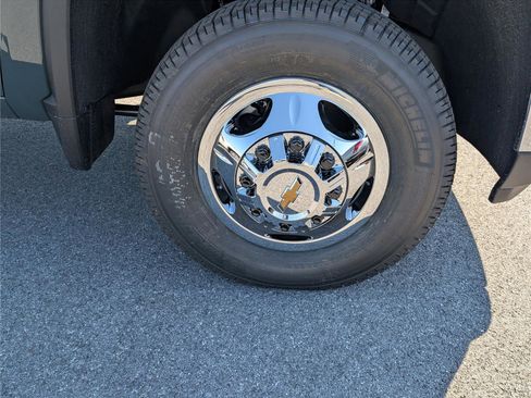 New 2026 Chevrolet Silverado 3500 LT w/ All Star Edition AWD/4WD image 5
