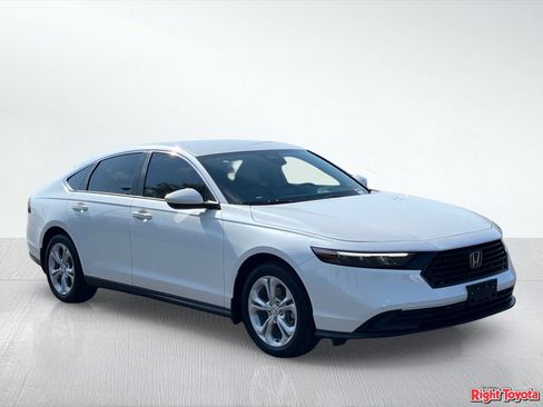 Used 2026 Honda Accord LX image 8