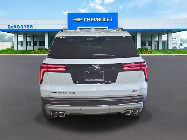 New 2027 Chevrolet Traverse Z71 w/ Enhanced Driving Package AWD/4WD image 7