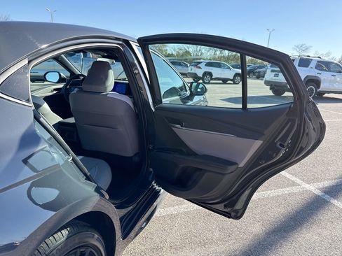 Used 2026 Toyota Camry SE image 21